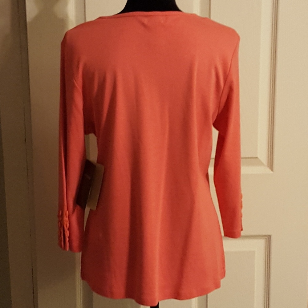 Beaded Flower Top - Picture 4 of 6